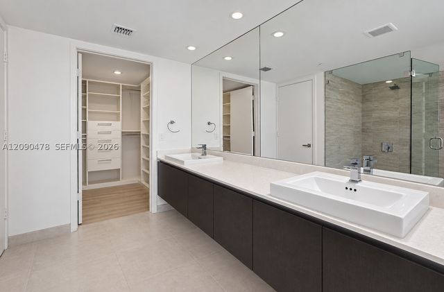 1201 20th St 414, Miami Beach, FL 33139