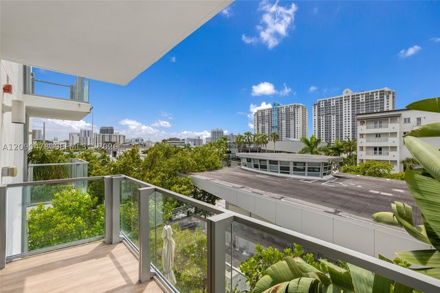 1201 20th St 414, Miami Beach, FL 33139