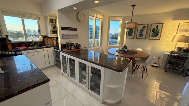 5900 COLLINS AV 1008, Miami Beach, FL 33140