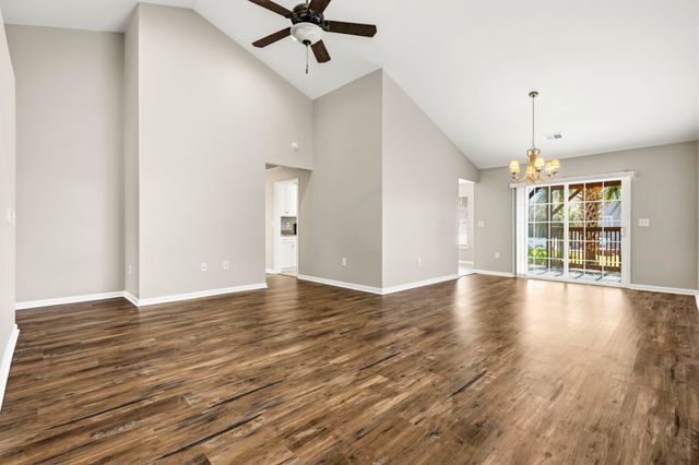 549 Pennington Loop, Myrtle Beach, SC 29588