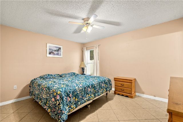 1335 23rd Street SW, Vero Beach, FL 32962