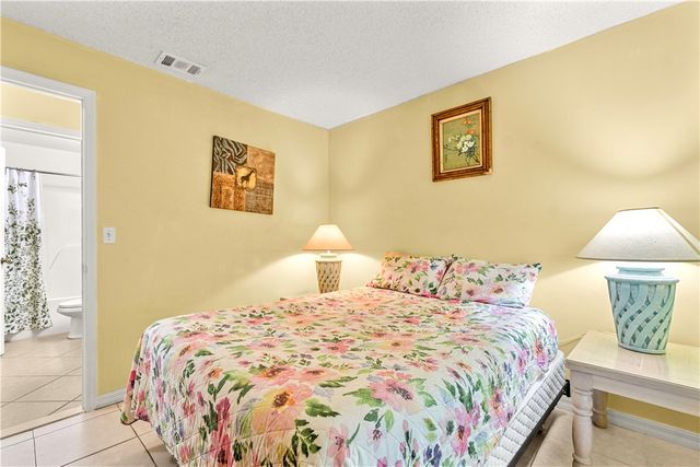 1335 23rd Street SW, Vero Beach, FL 32962