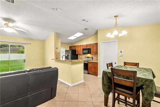 1335 23rd Street SW, Vero Beach, FL 32962