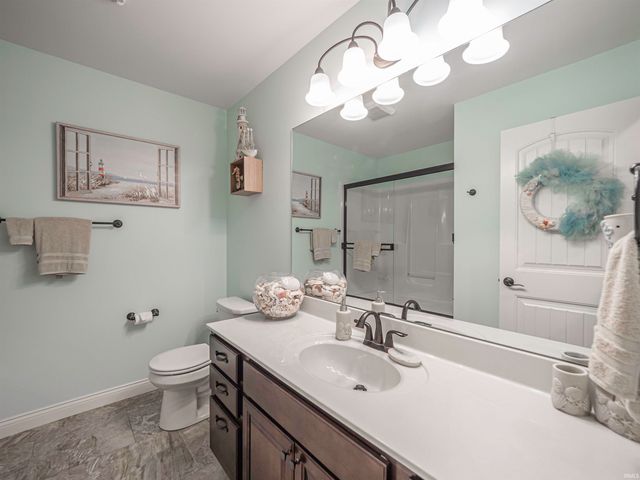 2918 Courtz Court, Newburgh, IN 47630