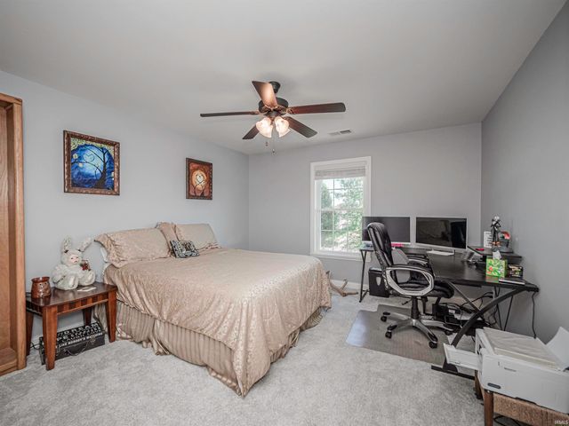 2918 Courtz Court, Newburgh, IN 47630