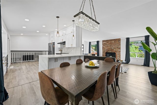 15932 SE 166th Place, Renton, WA 98058