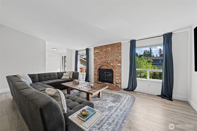 15932 SE 166th Place, Renton, WA 98058