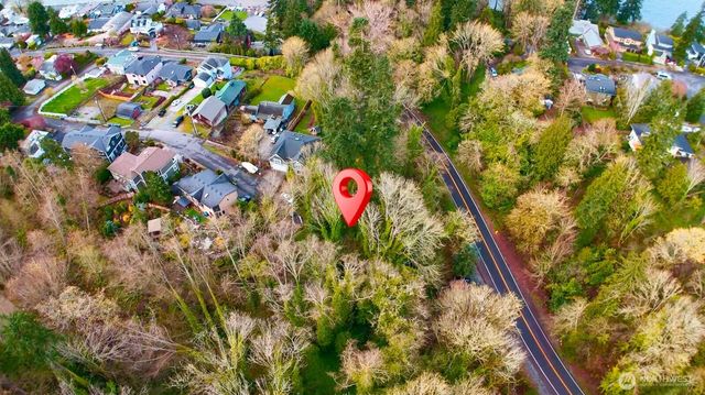 950 Woodmont Beach Road S, Des Moines, WA 98198