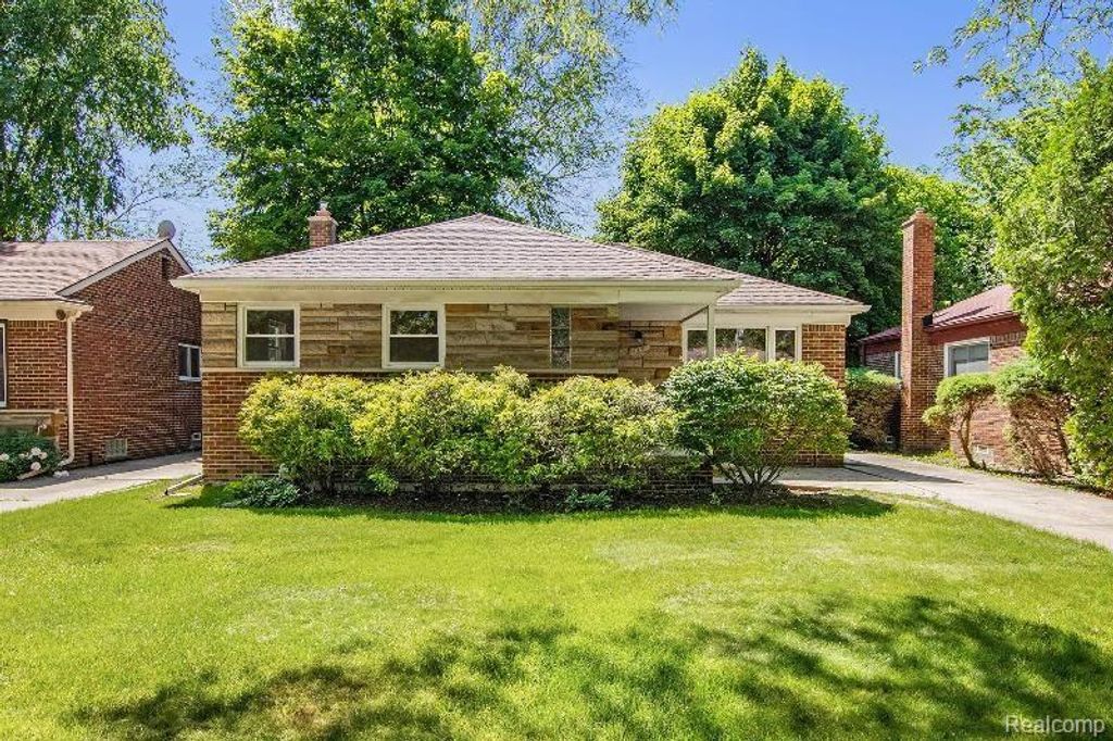 21905 Sussex Street, Oak Park, MI 48237