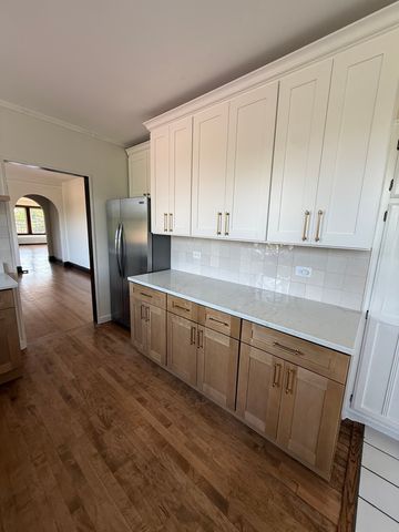 1316 Seward Street 3, Evanston, IL 60202
