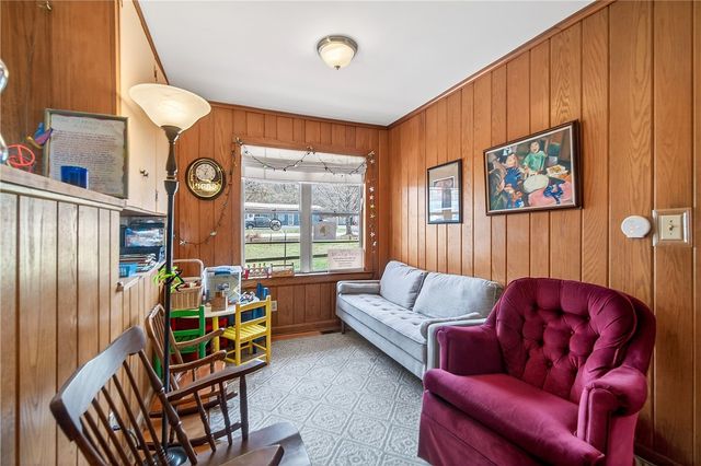 2227 N College Avenue, Fayetteville, AR 72703
