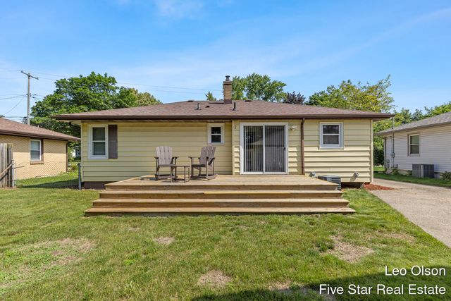 1450 Blanchard Street, Wyoming, MI 49509