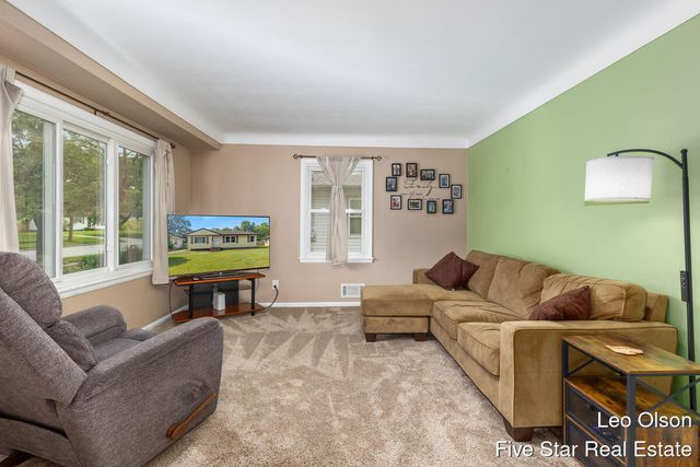 1450 Blanchard Street, Wyoming, MI 49509