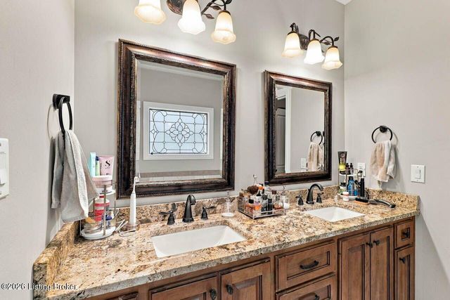 7806 Spring Farm Pointe Pl, Prospect, KY 40059