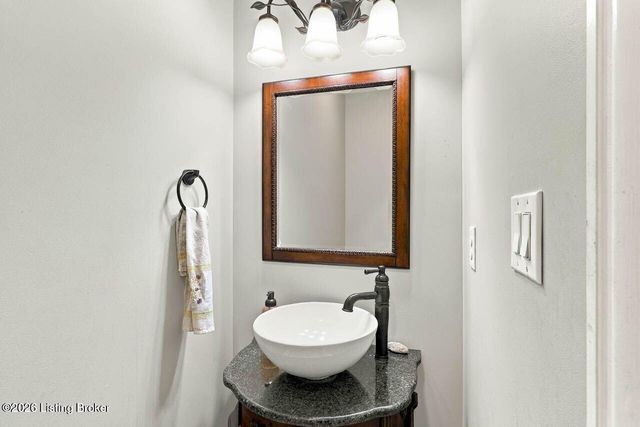 7806 Spring Farm Pointe Pl, Prospect, KY 40059