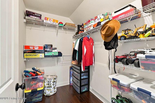 7806 Spring Farm Pointe Pl, Prospect, KY 40059