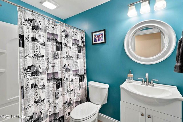 7806 Spring Farm Pointe Pl, Prospect, KY 40059
