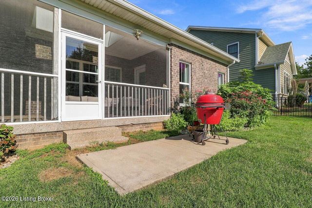 7806 Spring Farm Pointe Pl, Prospect, KY 40059