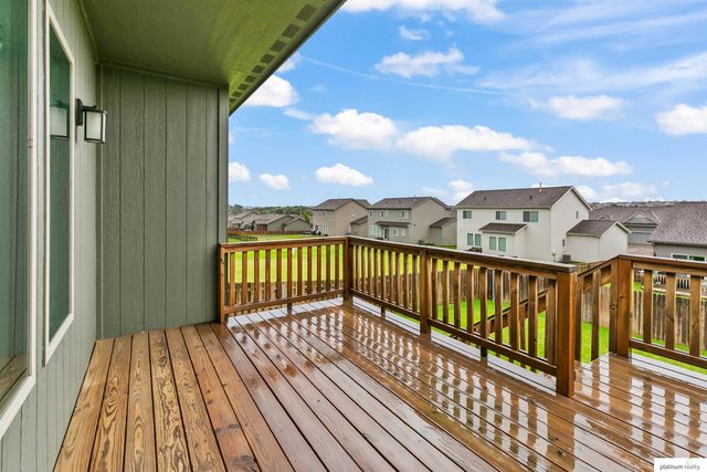 4918 N 180 Avenue, Omaha, NE 68022