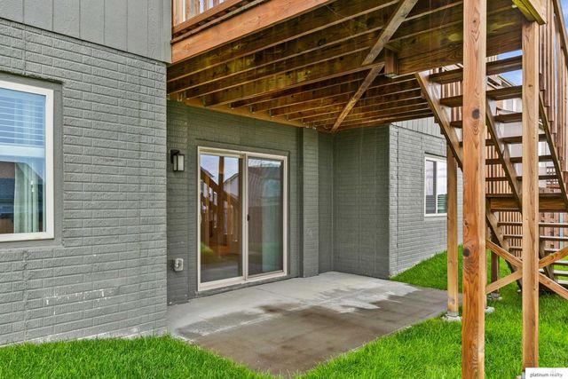 4918 N 180 Avenue, Omaha, NE 68022