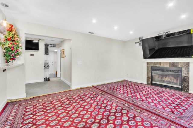 8148 Orchid Tree Way, Antelope, CA 95843