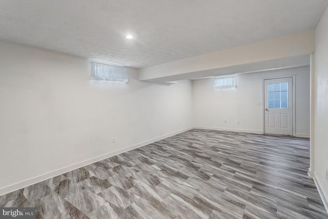 2 NEWBURY DR, Stafford, VA 22556