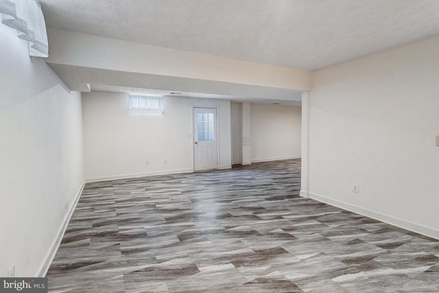 2 NEWBURY DR, Stafford, VA 22556