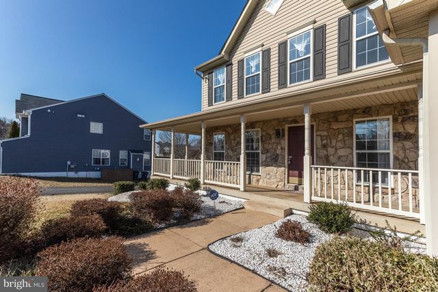 2 NEWBURY DR, Stafford, VA 22556