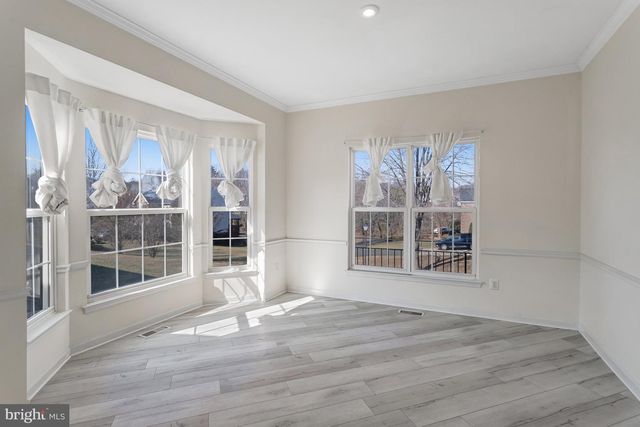 2 NEWBURY DR, Stafford, VA 22556