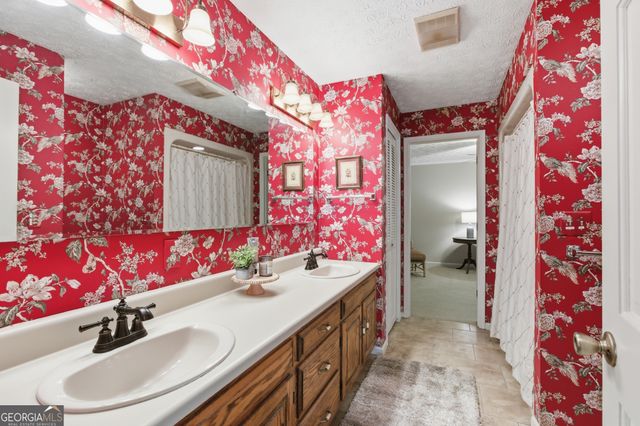 533 Wildwood Circle, Clarkesville, GA 30523