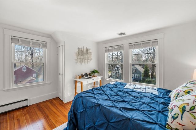 60 Denton Rd 3, Wellesley, MA 02482