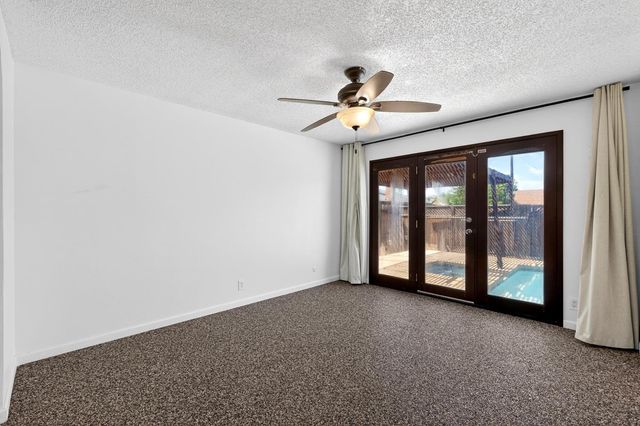 613 E Spruce Avenue, Lemoore, CA 93245