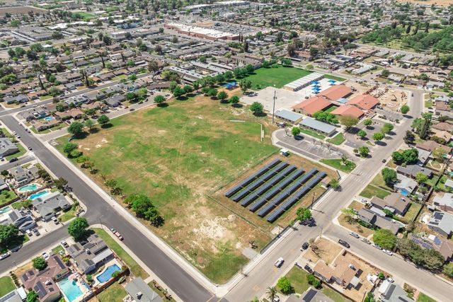 613 E Spruce Avenue, Lemoore, CA 93245