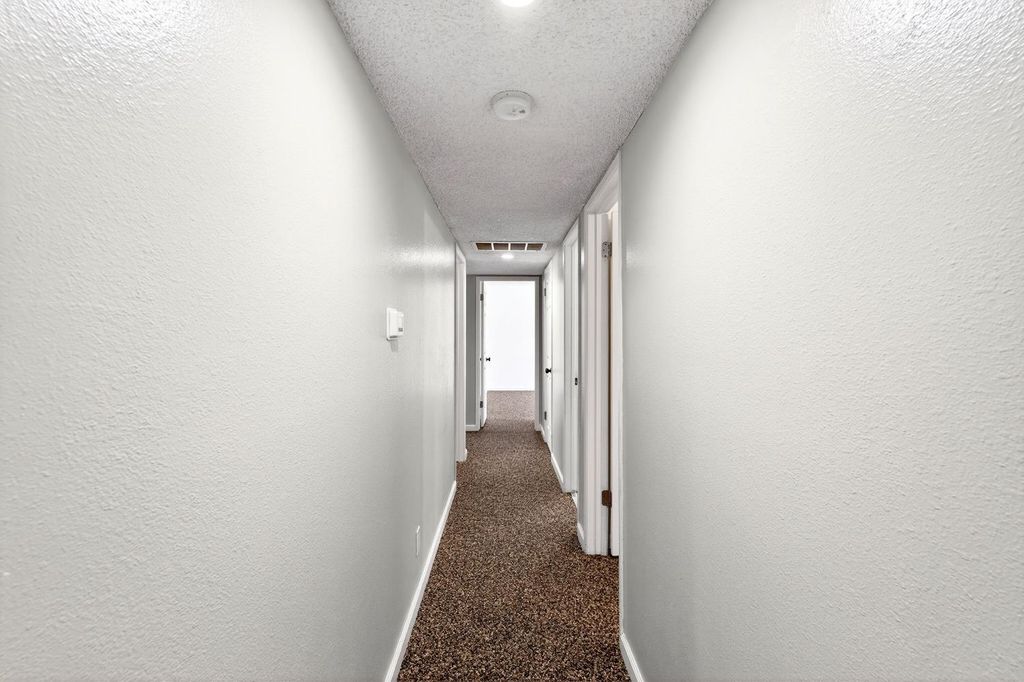 Image 18 of property listing at 613 E Spruce Avenue, Lemoore, CA 93245