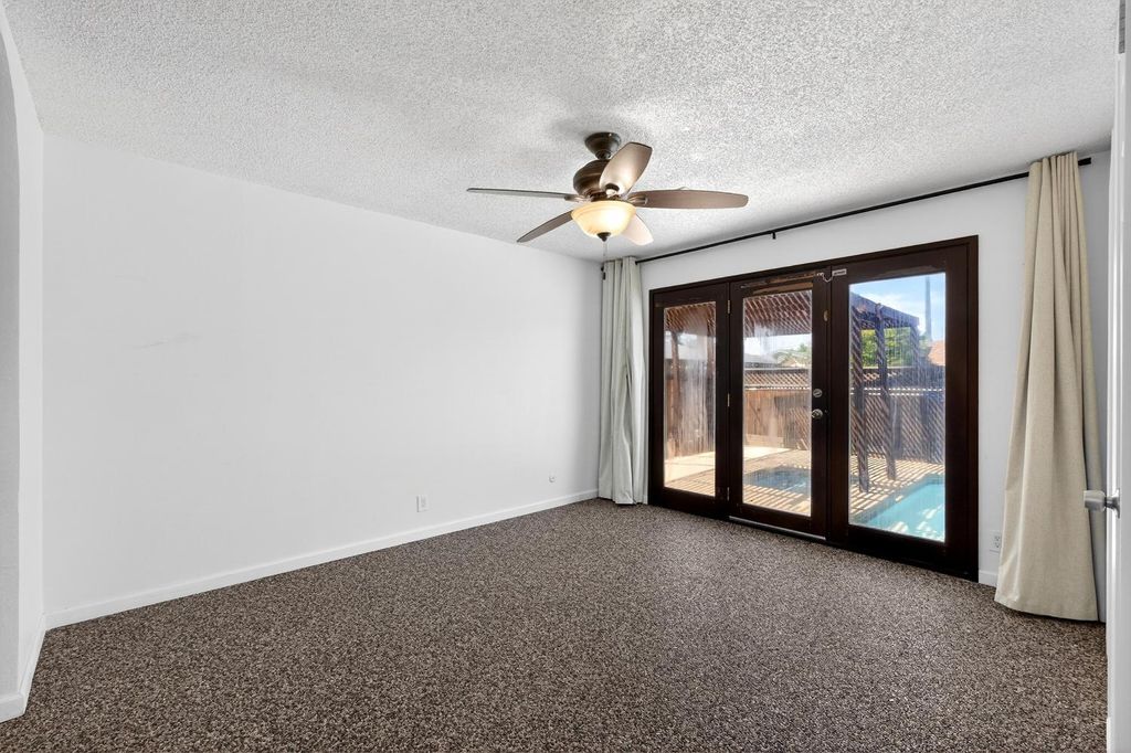 Image 22 of property listing at 613 E Spruce Avenue, Lemoore, CA 93245