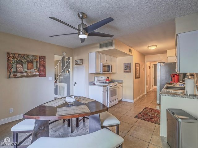 4504 Del Oro Drive, Las Vegas, NV 89102