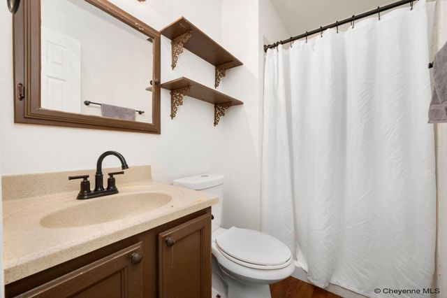 1717 GOLD DUST RD, Cheyenne, WY 82007