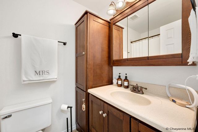 1717 GOLD DUST RD, Cheyenne, WY 82007