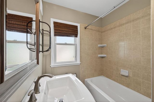 4706 Girard Avenue N, Minneapolis, MN 55430