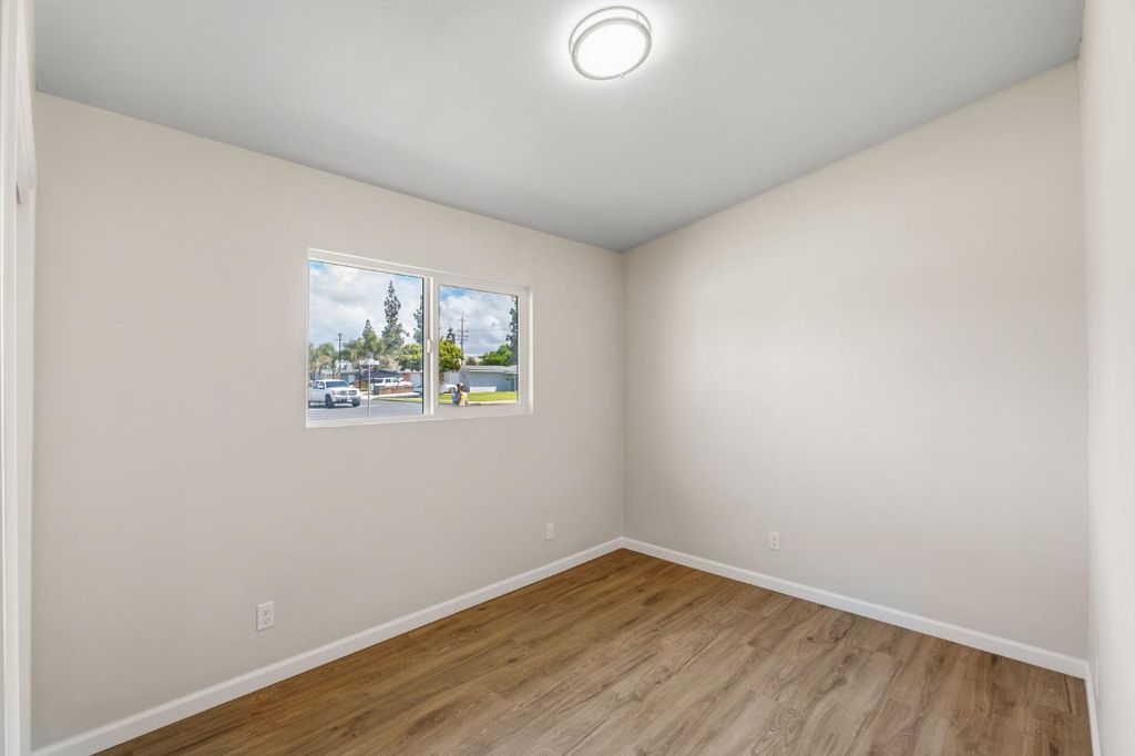 Image 19 of property listing at 1406 Bengston Avenue, Hanford, CA 93230