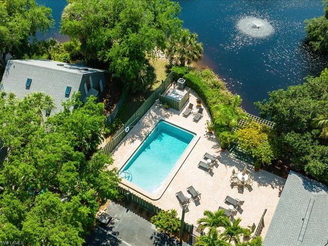 1337 Solana RD, Naples, FL 34103