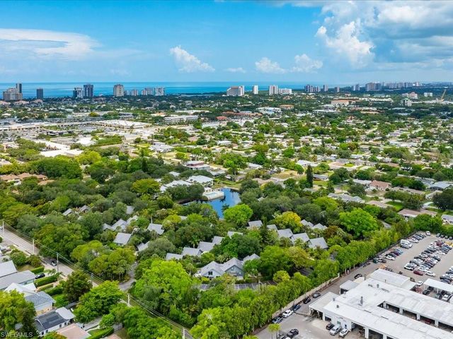 1337 Solana RD, Naples, FL 34103