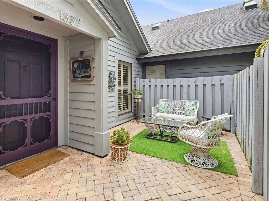 1337 Solana RD, NAPLES, FL 34103 — photo 4