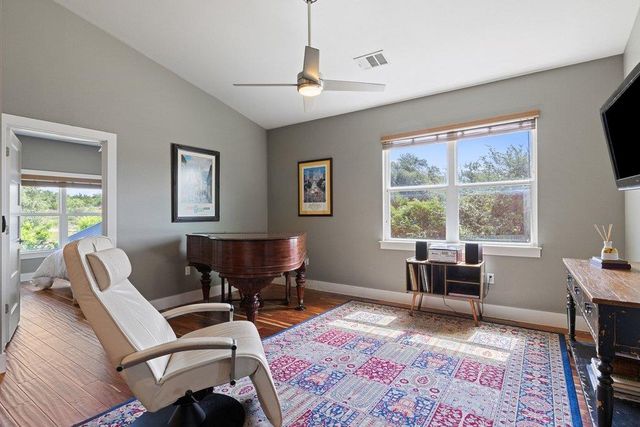 409 Dos Lagos, Dripping Springs, TX 78620