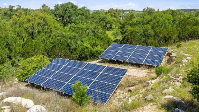 409 Dos Lagos, Dripping Springs, TX 78620
