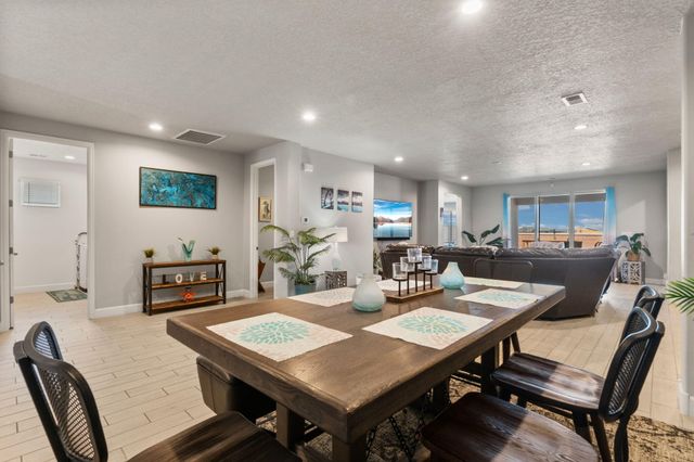 9116 Cambrils Drive NW, Albuquerque, NM 87114