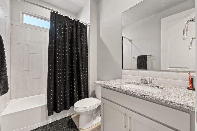 9116 Cambrils Drive NW, Albuquerque, NM 87114