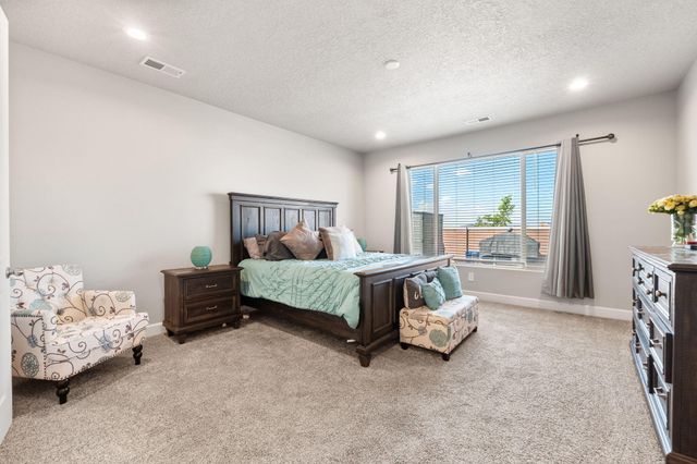 9116 Cambrils Drive NW, Albuquerque, NM 87114