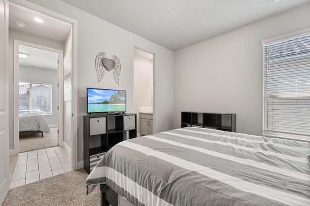 9116 Cambrils Drive NW, Albuquerque, NM 87114