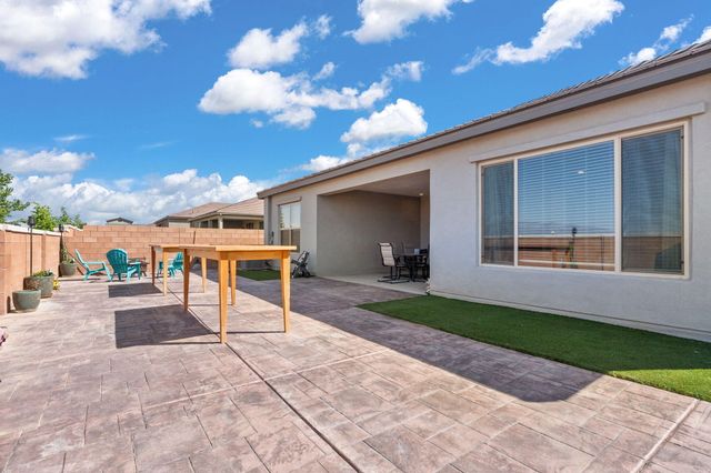 9116 Cambrils Drive NW, Albuquerque, NM 87114
